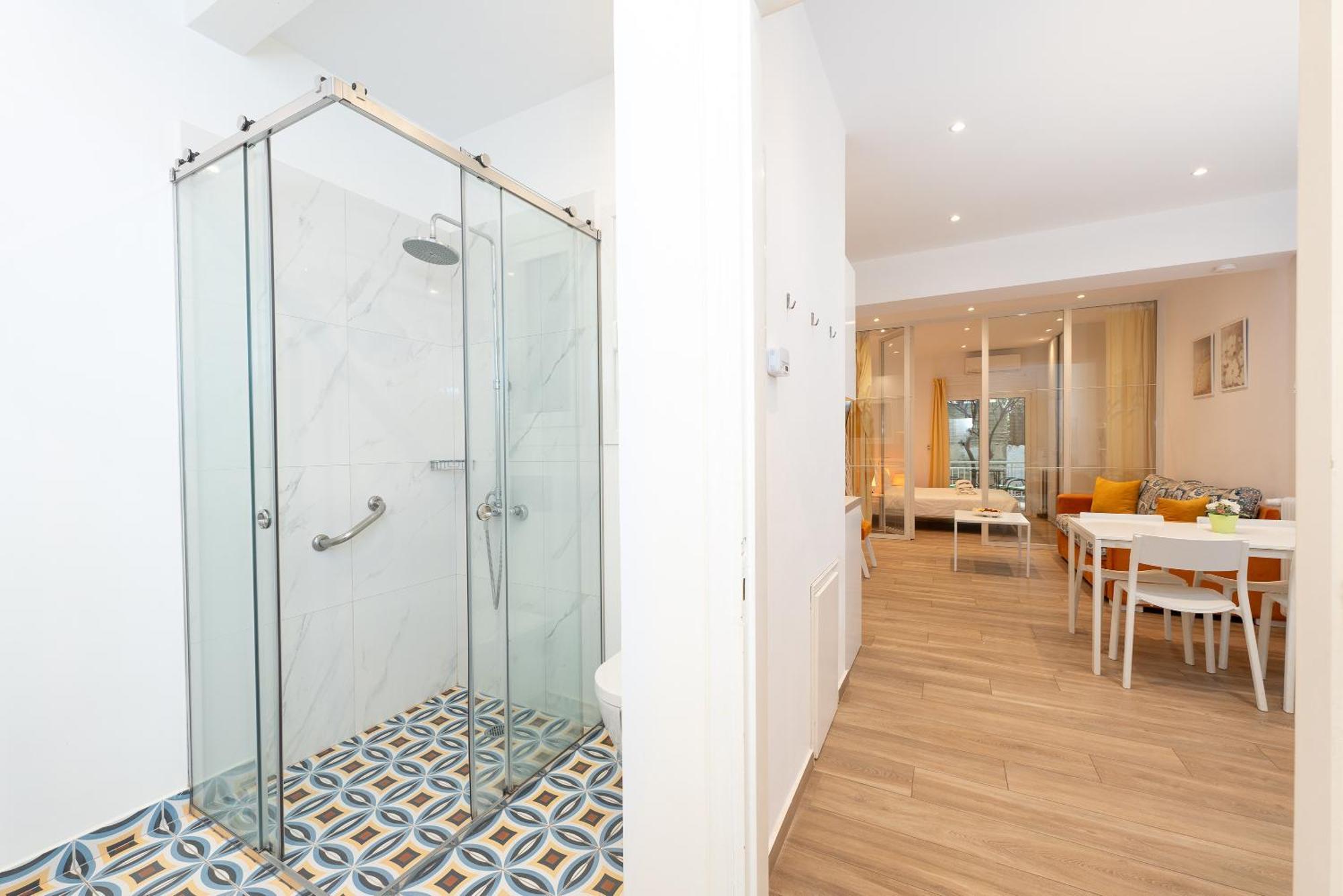 Spacious Peaceful Studio In Афины Экстерьер фото