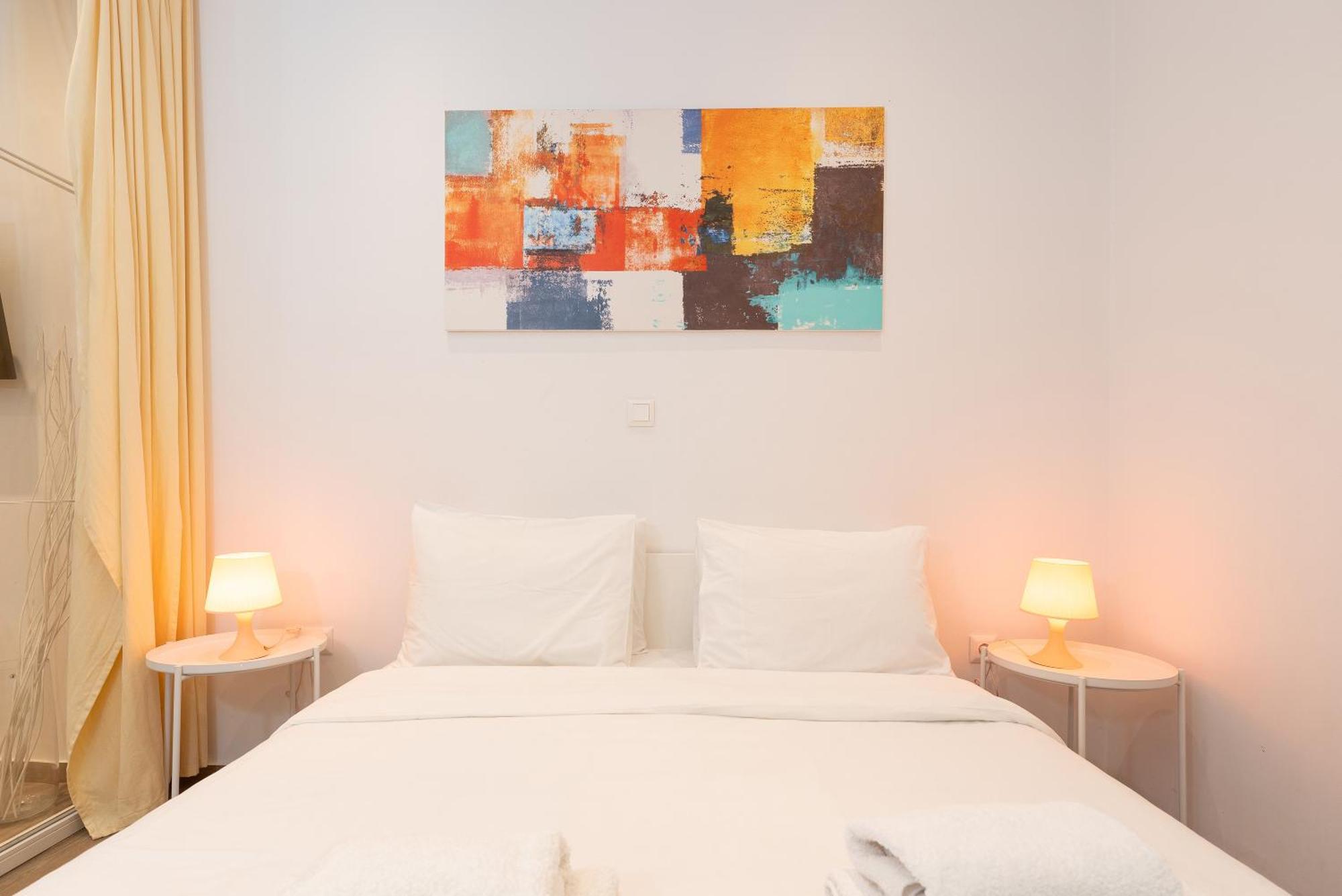 Spacious Peaceful Studio In Афины Экстерьер фото