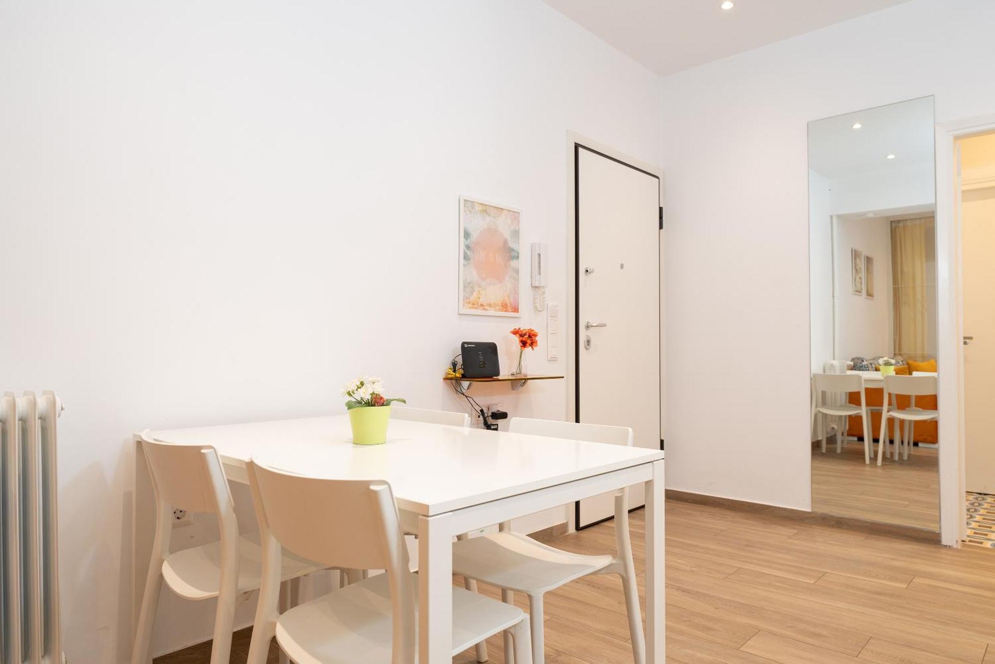 Spacious Peaceful Studio In Афины Экстерьер фото